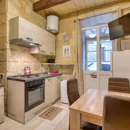 Charming & Cosy In The Heart Of By 360 Estates * Valletta