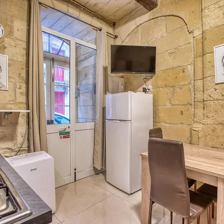 Charming & Cosy In The Heart Of By 360 Estates Apartment Valletta