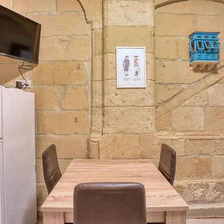 Charming & Cosy In The Heart Of By 360 Estates Valletta