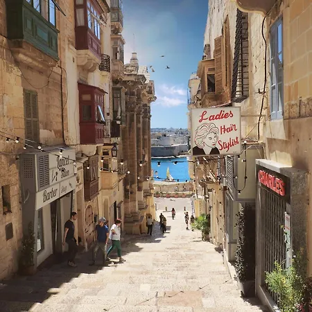Charming & Cosy In The Heart Of By 360 Estates * Valletta