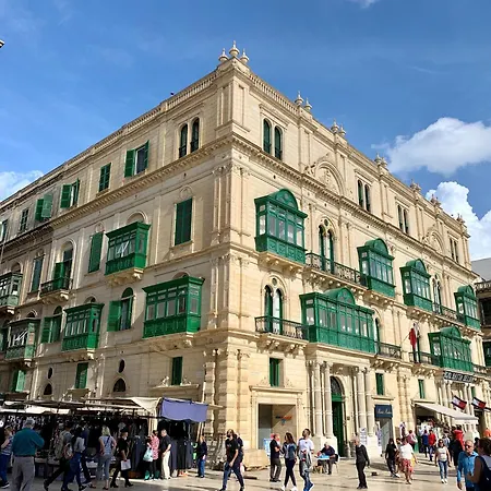 Charming & Cosy In The Heart Of By 360 Estates Apartment Valletta